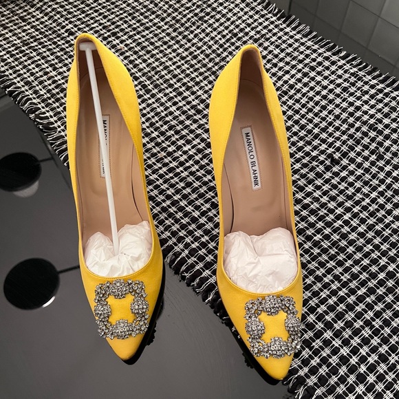 Manolo Blahnik Shoes - Manolo